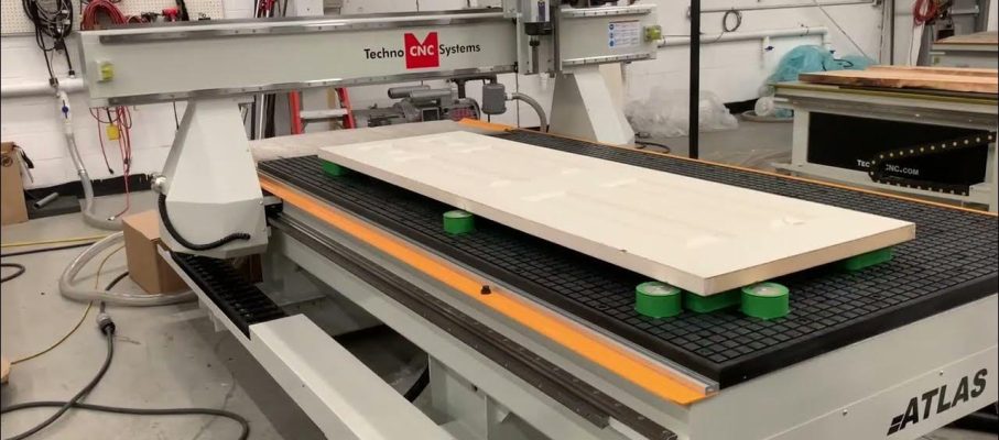راهنمای کامل ماشین‌های نجاری CNC برای ساخت درب