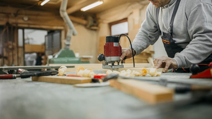 راهنمای جامع بهترین دستگاه سنباده لبه برای نجاری